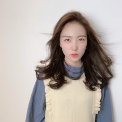 -洛施奇烫发染发沙龙