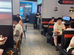 -胖哥俩肉蟹煲(世茂国际广场店)