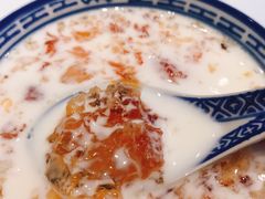 牛奶桃胶-开心糖水铺(天府三街店)