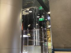 -海底捞火锅(长宁路龙之梦店)