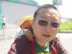 -枫叶小镇奥特莱斯