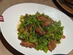 -耶里夏丽·新疆菜·28年喀什老馆(田林东路店)