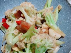 -初蓉丨遇见新川菜(亲贤街荣耀店)