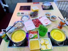-杨老板·海鲜集市火锅·鲜切牛肉(中防万宝店)
