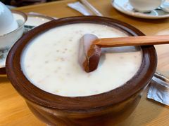 蒙古酸奶-十二毡房蒙餐·蒙古包