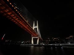 -黄浦江游览十六铺3号码头网红自助餐