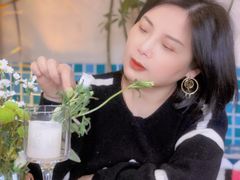 -LADY FAFA(巨鹿路陕西南路路口店)