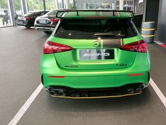 -贵州贵星奔驰4S店(观山湖店)