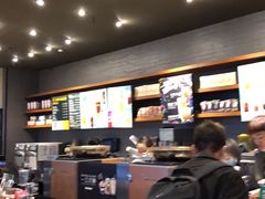-星巴克(重庆火车北站北广场II店)