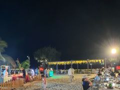-亚龙湾希尔顿自助餐厅·海鲜·烧烤·沙滩BBQ·现场乐队