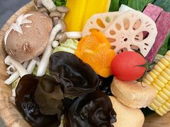 -湊湊火锅·茶憩(打浦桥日月光店)