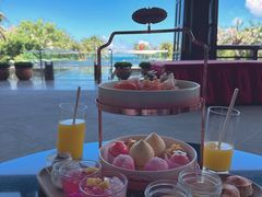 -亚龙湾喜来登·美景台大堂吧