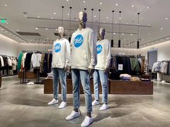 -URBAN REVIVO(西安Momopark店)