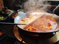 -湊湊火锅·茶憩(南京东路悦荟店)