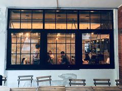 -Dog in Town Ekkamai