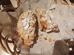 杏仁羊角-麦田工坊(月湖店)