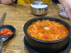-吴草鸡爪오초닭발韩食堂(融恒盈嘉中心店)