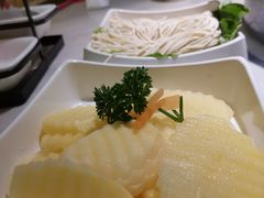 -左庭右院鲜牛肉火锅(浦江欢乐颂店)