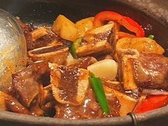 啫啫黑椒牛仔骨煲-小炳胜(卓悦中心店)