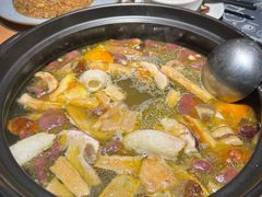 -一朵菌·野生菌探索家火锅(南亚店)