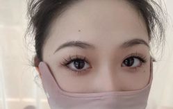 -董小姐日式美甲美睫·皮肤管理