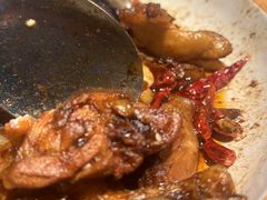 山茶油砂锅土鸡-吴氏老妈·23年家常菜(古城店)