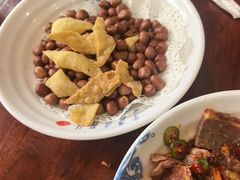 -蓝田九大碗民俗食府(蓝田店)
