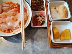 -野山舂·贵州现舂酸汤牛肉(民生路店)