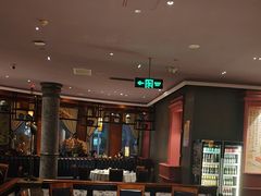 -八府香鸭·啫啫煲(华山路店)