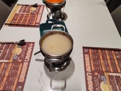 -金马门国际美食百汇(珞喻路店)