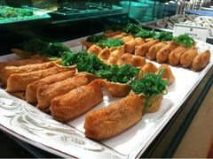 -荣誉国际酒店-云顶旋转餐厅