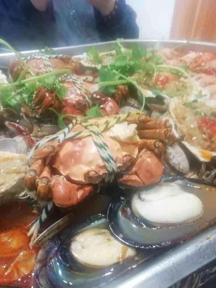 李记海鲜大咖(天虹店)-"大排档一般都是在街面或者闹市口,天虹店舟.