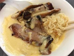 猪颈肉芝士捞公仔面-新记餐厅(香槟大厦店)