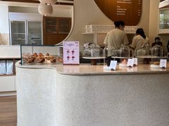 -VERIE BAKEHOUSE