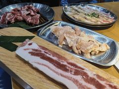 -老炉家木炭烤肉(长江国际店)