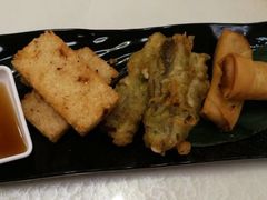 小吃三拼-南八仙·老上海味道(南京东路店)
