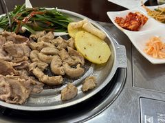 -大福黄牛料理·韩式烤肉·黄牛肥肠·酱蟹