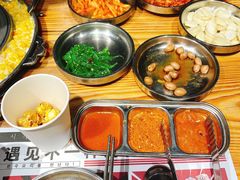 -青瓦炭韩潮烤肉(花园道店)