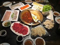 -怡品川宇火锅(宝立方店)