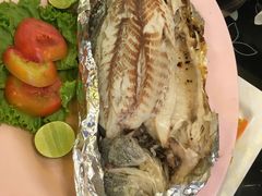 -J Daeng Seafood