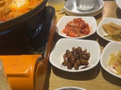 -山海珍味韩国料理(奥城店)