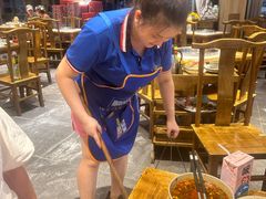 -肖肖酸萝卜鱼火锅(总店)