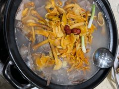 -九寨沟特色牦牛肉汤锅