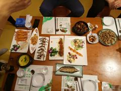 -青瓦餐厅·生鱼片·韩园烤肉(西塔店)