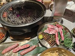 -草家酱蟹炭火烤肉店(珲春南路一店)