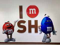 -m豆巧克力世界(上海世茂广场店)