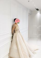 点击看大图 婚纱-拉瑞娜LaReine婚纱礼服高级定制