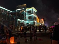 -百里峡七彩艺术小镇