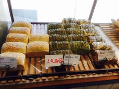 -Dough&Joe团憩(瑞虹天地月亮湾店)