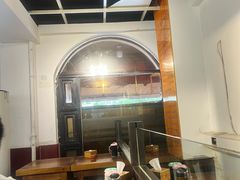 -丽虹云南过桥米线(兴工街店)